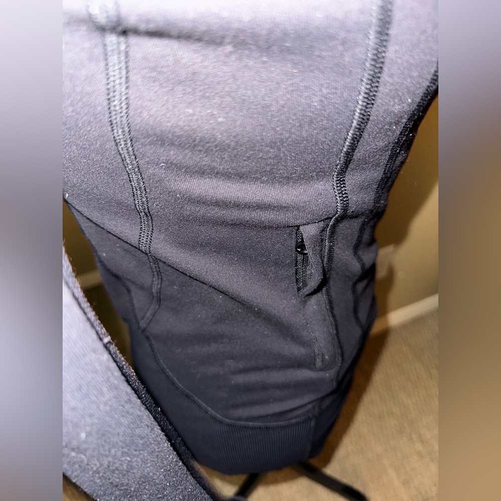 Lululemon Jacket - Picture 9 of 9